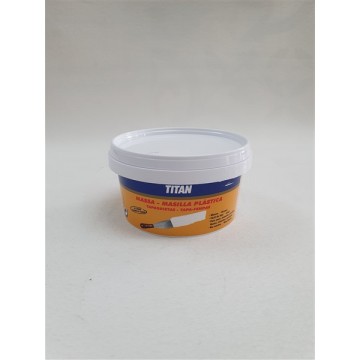 MASILLA PLASTICA TITAN 750 G.