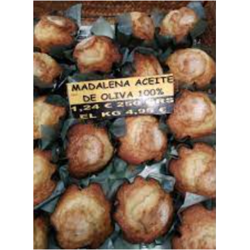 MAGDALENAS CASERAS CON ACEITE DE OLIVA PAQUETE 1/2 KG.