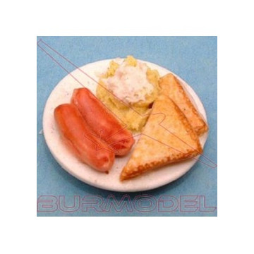 Salchichas, sandwich y salsas