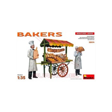 Figuras panaderos 1/35 MiniArt