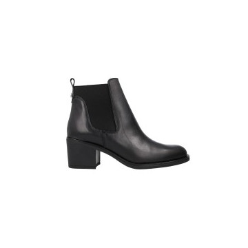Alpe Woman Shoes 2202 Anne...