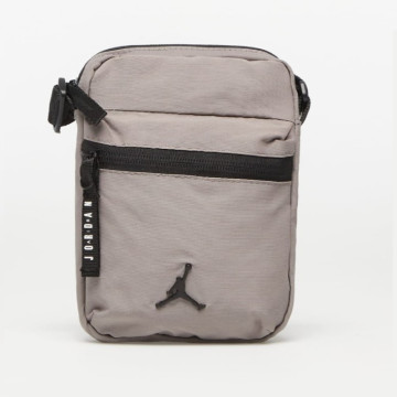 Nike - Riñonera Nike Jordan...