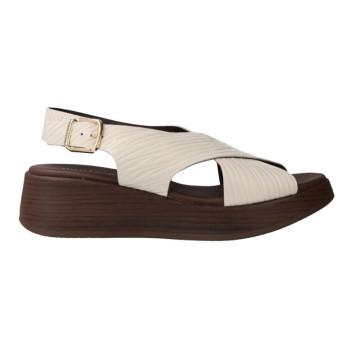 Paula Urban 33-2070...