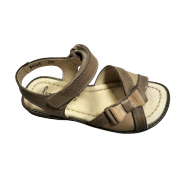 Sandalias de piel en tonos...