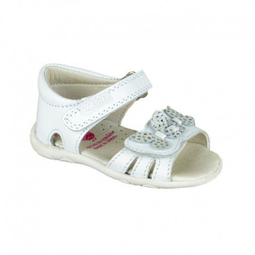 Sandalias de piel blanca...