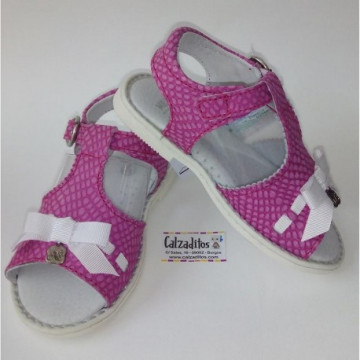 Sandalias de piel en...