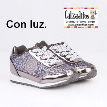 Deportivos con luz para...