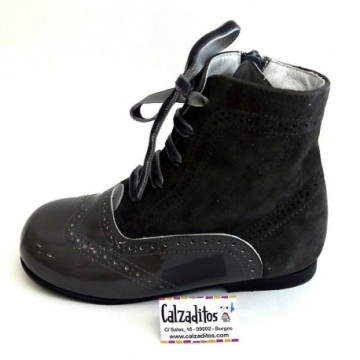 Botas pascualas de piel...