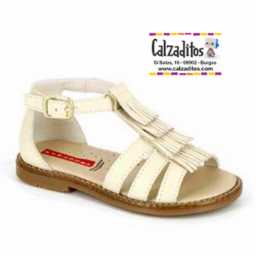 Sandalias de piel beige...