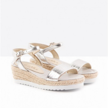 Sandalias con cuña de...