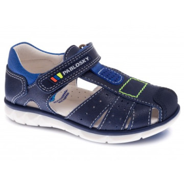 Sandalias cerradas para...