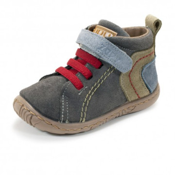 Botas para niño con velcro...