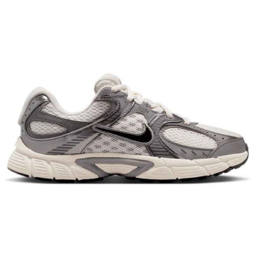 Nike - Zapatilla Nike V5...