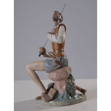 Porcelana de LLadró. Figura de porcelana de Don Quijote de la mancha.  1986